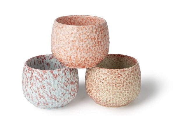 Chân nến gốm tráng men Crackle ba màu: Hãy để những vết nứt trở thành quy tắc nghệ thuật của một cuộc sống ấm áp